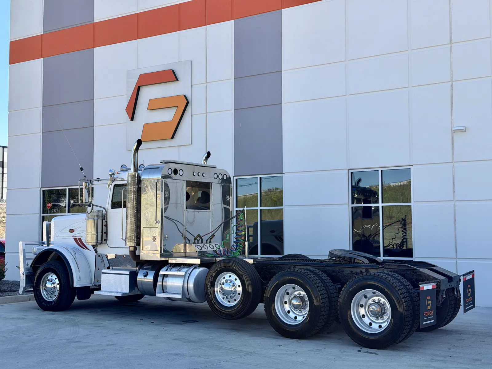 2013 Peterbilt 388 in Greer, SC — photo 6