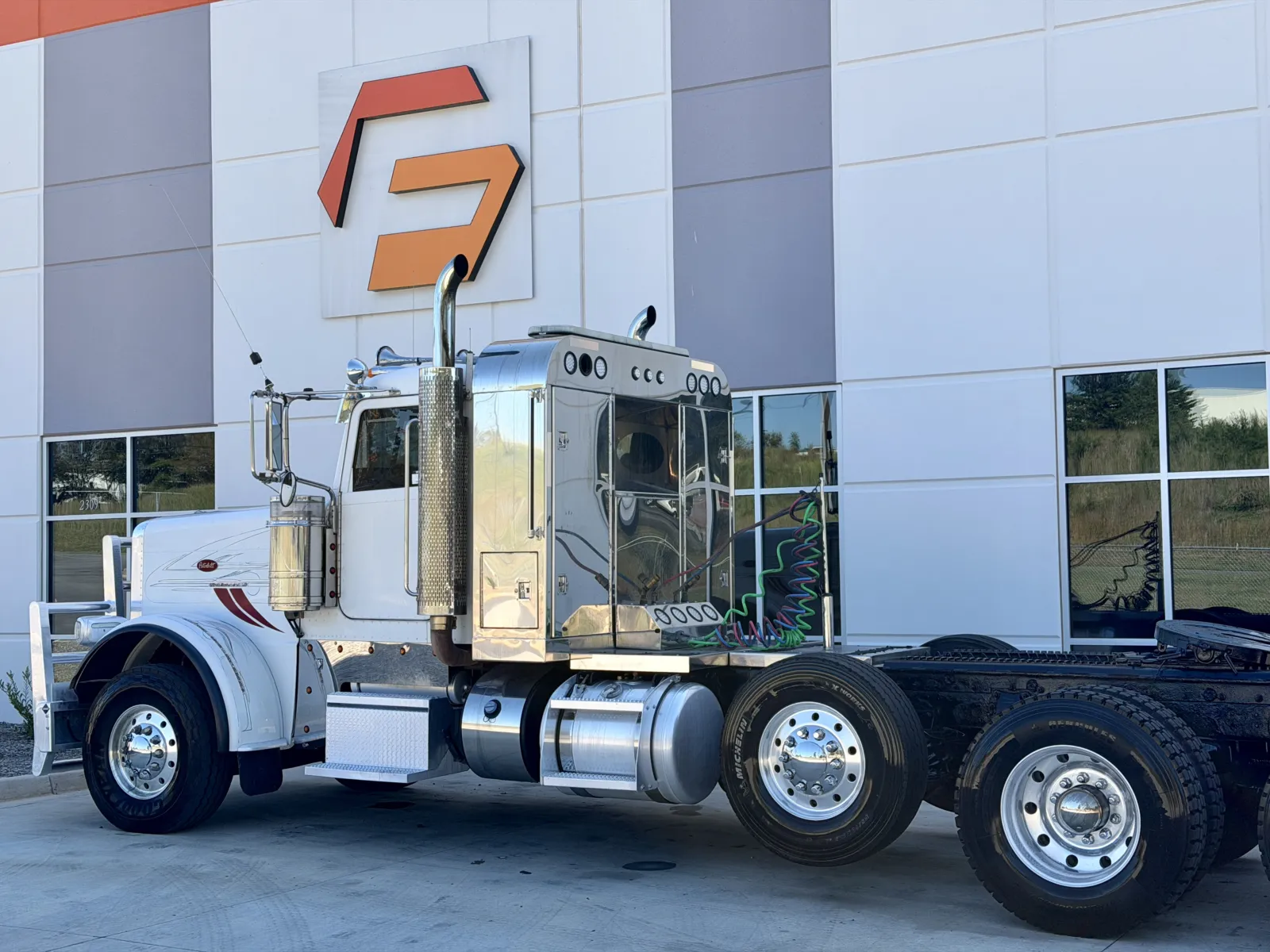 2013 Peterbilt 388 in Greer, SC — photo 8