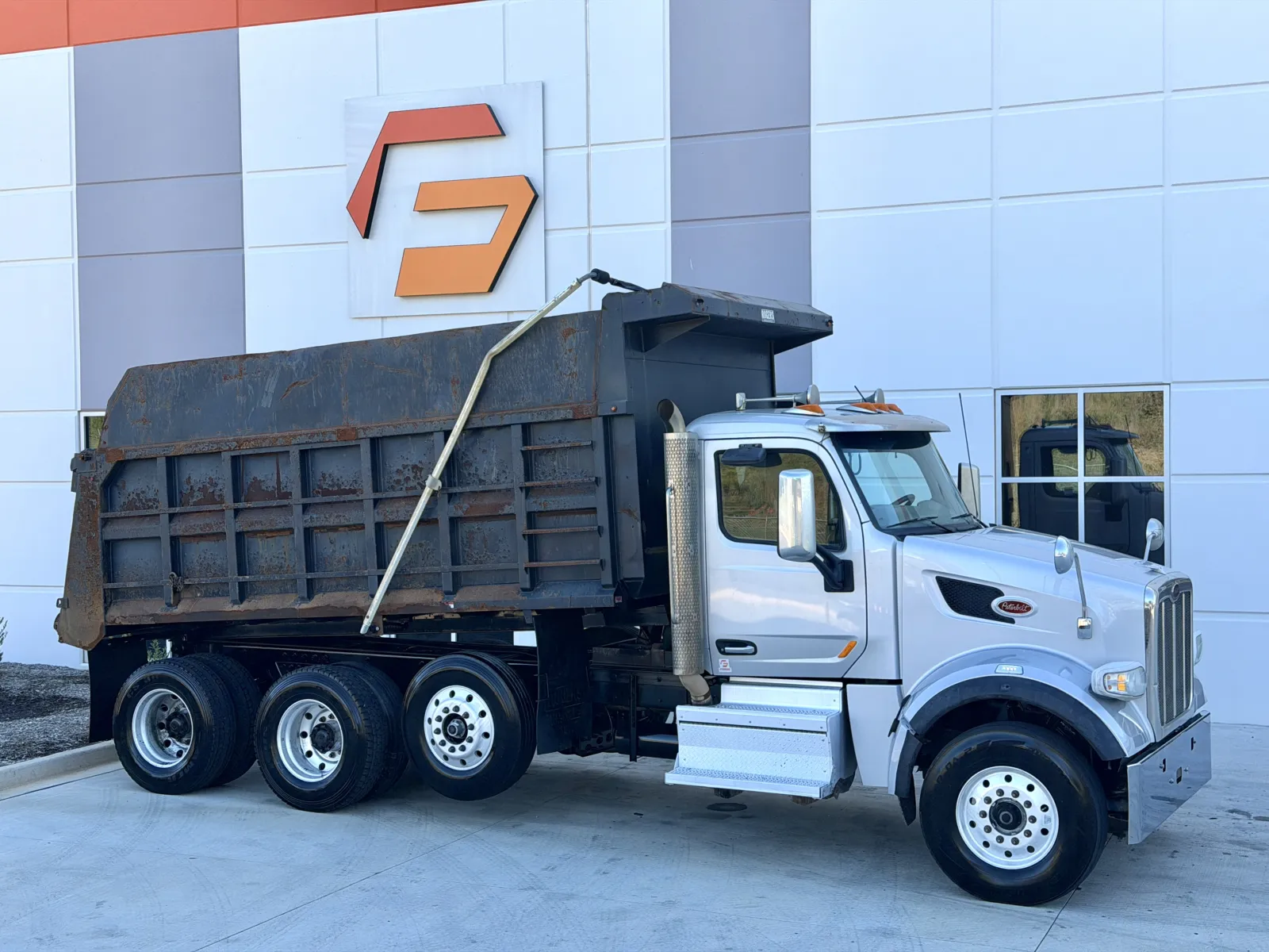 2018 PETERBILT 567 for sale in Greer, SC