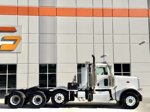 Another view of 2013 PETERBILT 388 for sale in Greer, SC at Forge Truck Centers - South Carolina