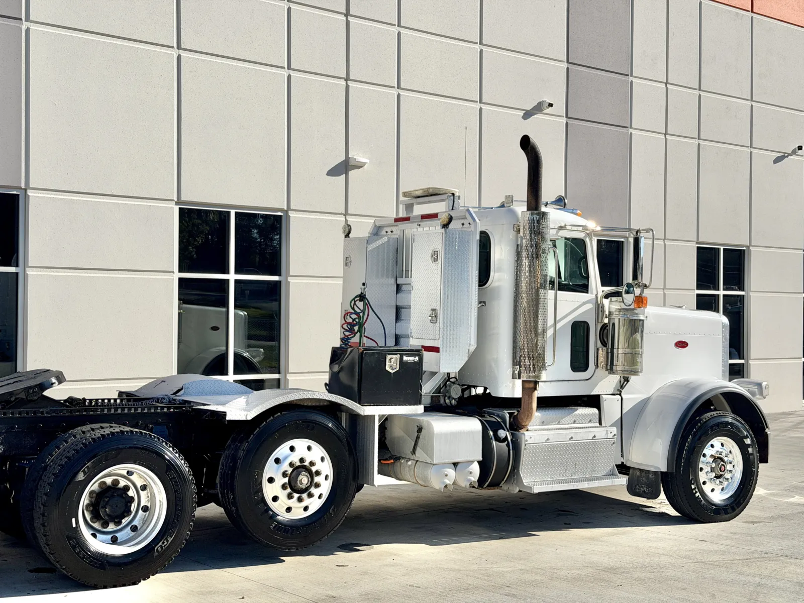 2013 Peterbilt 388 in Greer, SC — photo 7