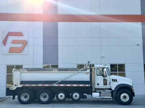 More photos of 2017 MACK GU713 at Forge Truck Centers - South Carolina, SC