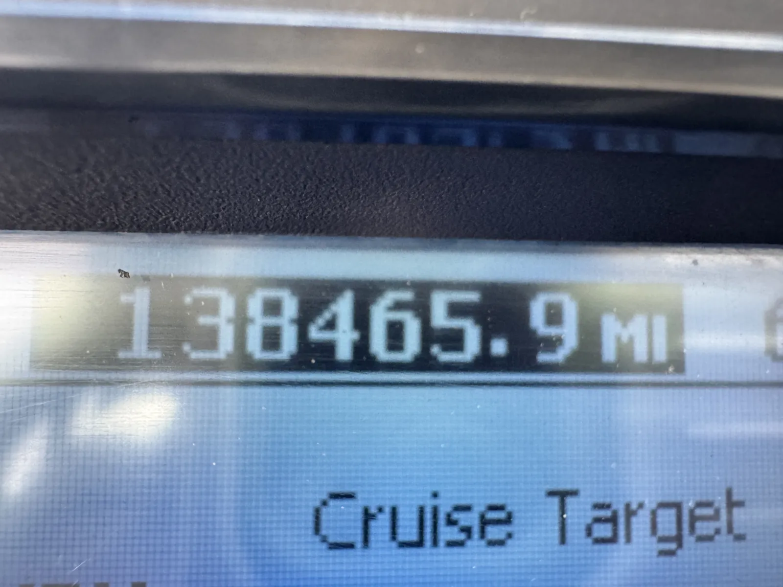 2016 Mack - image 17