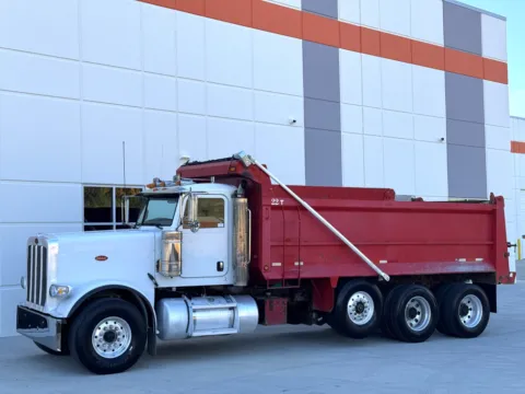 Another view of 2014 PETERBILT 388 for sale in Greer, SC at Forge Truck Centers - South Carolina