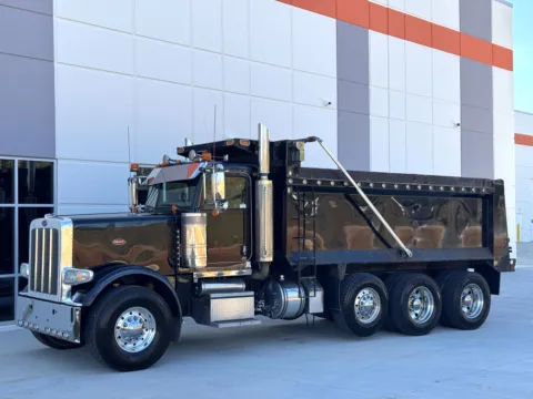 Another view of 2020 PETERBILT 389 for sale in Greer, SC at Forge Truck Centers - South Carolina
