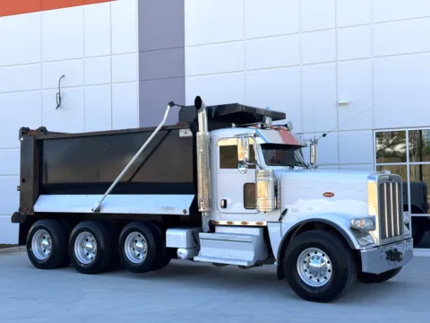 Photos of 2020 PETERBILT 389 for sale in Greer, SC at Forge Truck Centers - South Carolina