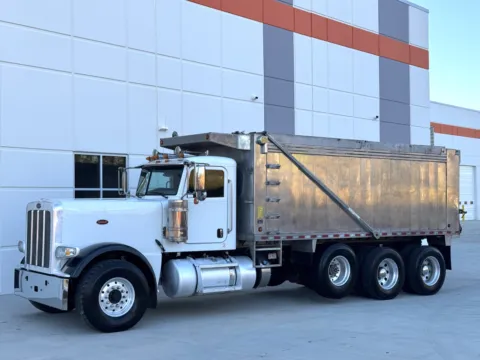 Another view of 2020 PETERBILT 389 for sale in Greer, SC at Forge Truck Centers - South Carolina