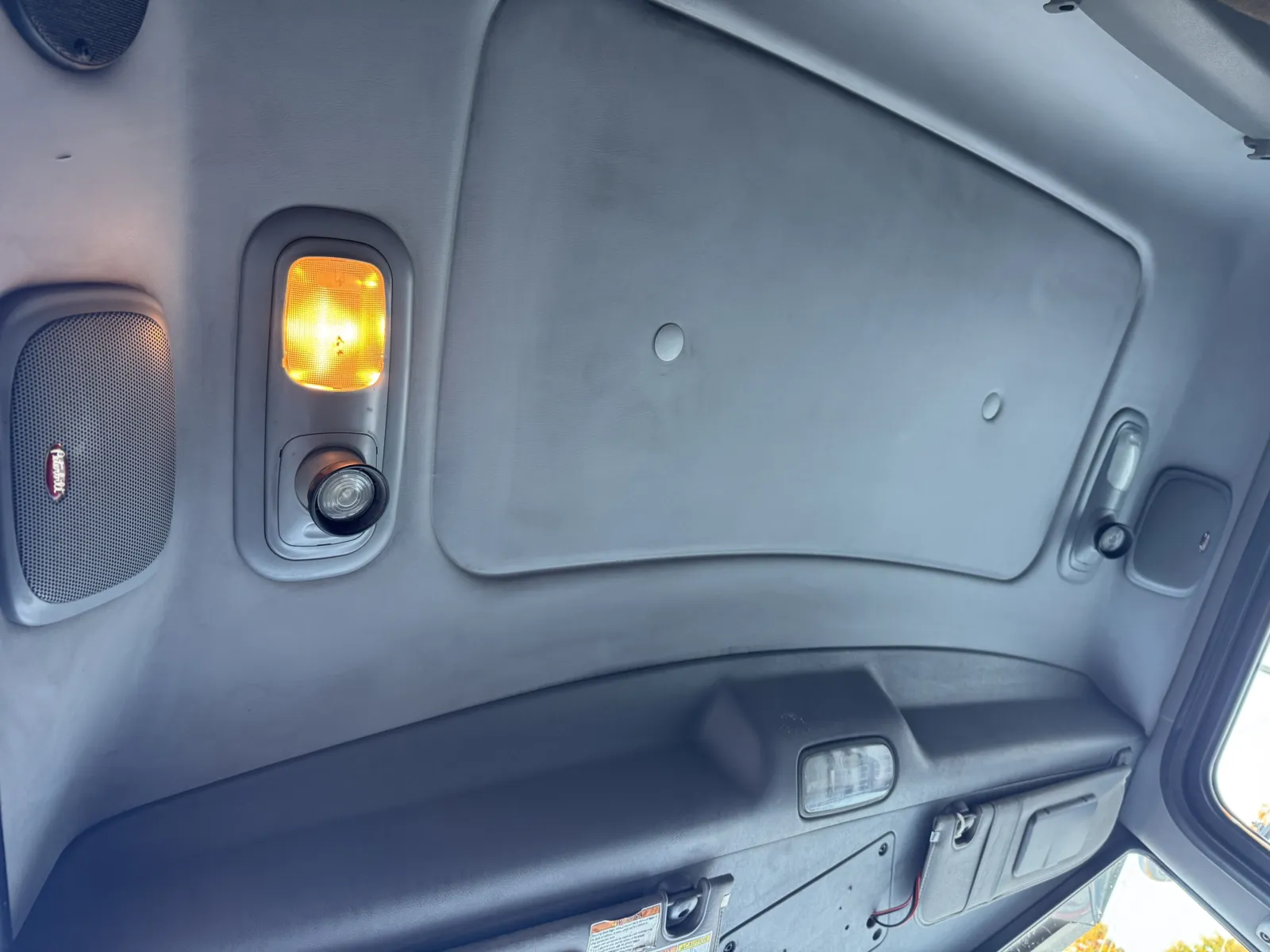 2020 Peterbilt 389 - image 22