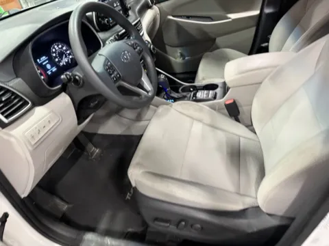More photos of 2021 Hyundai Tucson Value at Indy Auto Man, IN
