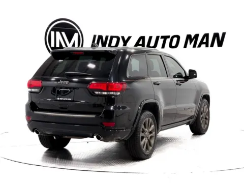 More photos of 2017 Jeep Grand Cherokee Limited 75th Anniversary Edition at Indy Auto Man - Indianapolis, IN