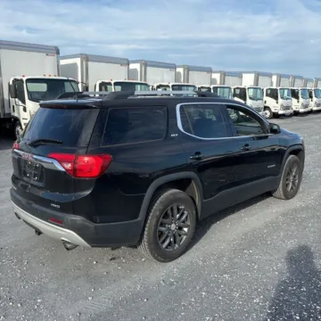 More photos of 2017 GMC Acadia SLT-1 at Indy Auto Man, IN