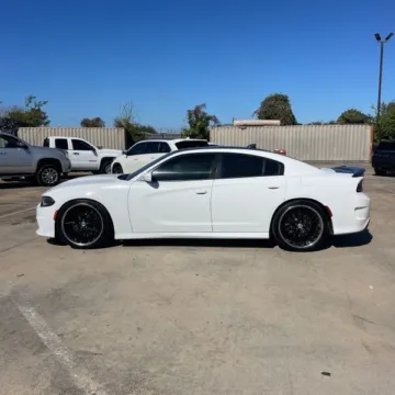 More photos of 2017 Dodge Charger R/T Daytona 392 Daytona Edition at Indy Auto Man, IN