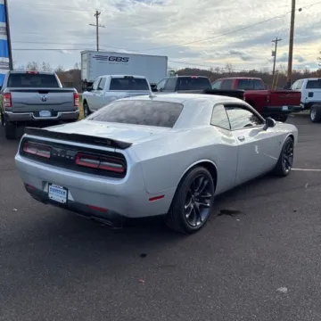 More photos of 2020 Dodge Challenger R/T Scat Pack at Indy Auto Man, IN