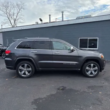 Another view of 2015 Jeep Grand Cherokee Overland for sale in Indianapolis, IN at Indy Auto Man