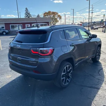 More photos of 2018 Jeep Compass Limited at Indy Auto Man, IN