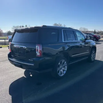 More photos of 2019 GMC Yukon Denali at Indy Auto Man, IN