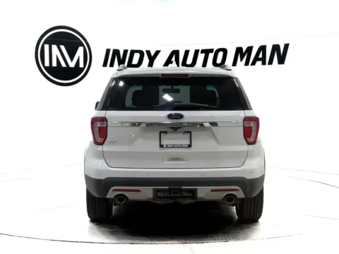 More photos of 2017 Ford Explorer XLT at Indy Auto Man - Indianapolis, IN