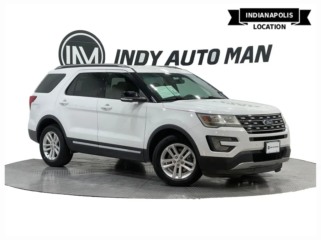 White 2017 Ford Explorer XLT for sale in Indianapolis, IN
