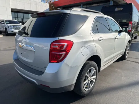 More photos of 2017 Chevrolet Equinox LT at Indy Auto Man, IN