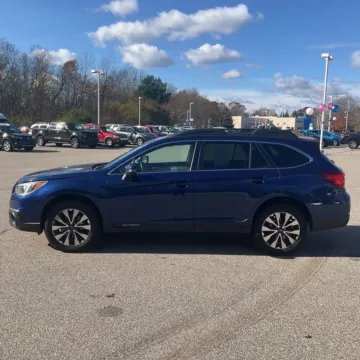 More photos of 2017 Subaru Outback 3.6R Limited at Indy Auto Man, IN