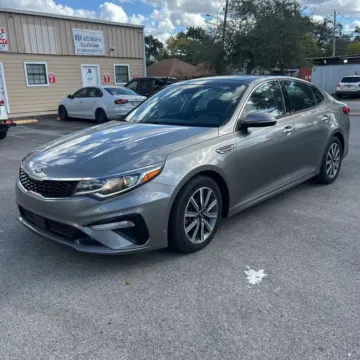 Photos of 2019 Kia Optima EX Turbo for sale in Indianapolis, IN at Indy Auto Man