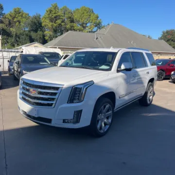 Photos of 2018 Cadillac Escalade Premium Luxury for sale in Indianapolis, IN at Indy Auto Man - Indianapolis