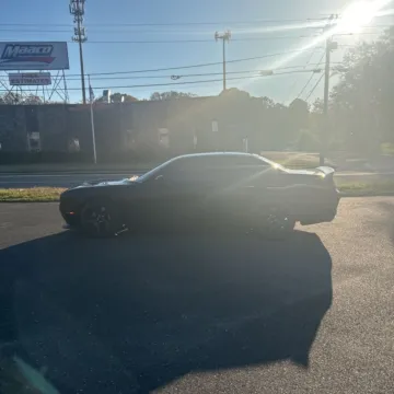 More photos of 2016 Dodge Challenger SRT Hellcat at Indy Auto Man, IN