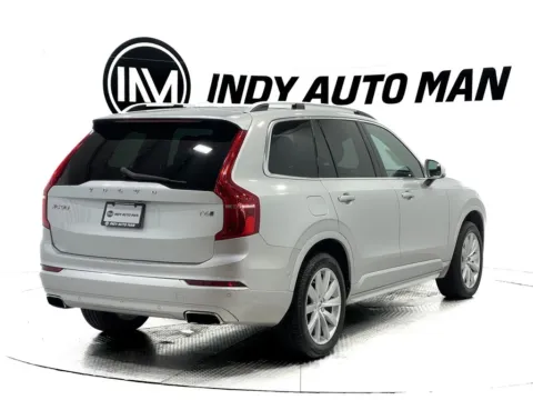 More photos of 2018 Volvo XC90 T6 Momentum at Indy Auto Man - Indianapolis, IN