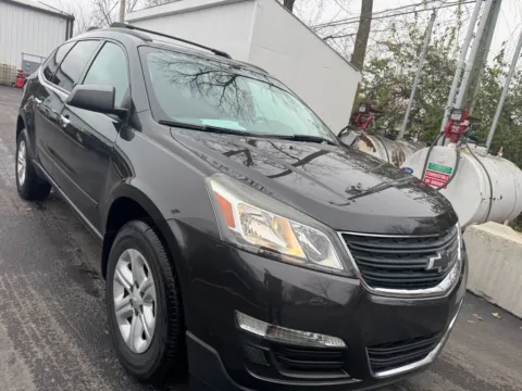 Gray 2017 Chevrolet Traverse LS for sale in Indianapolis, IN