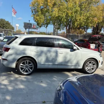 Another view of 2018 Audi Q7 3.0T Prestige quattro for sale in Indianapolis, IN at Indy Auto Man - Indianapolis