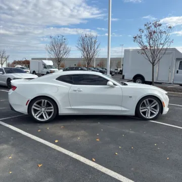 Another view of 2018 Chevrolet Camaro 1LT for sale in Indianapolis, IN at Indy Auto Man
