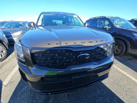 Photos of 2021 Kia Telluride EX for sale in Indianapolis, IN at Indy Auto Man
