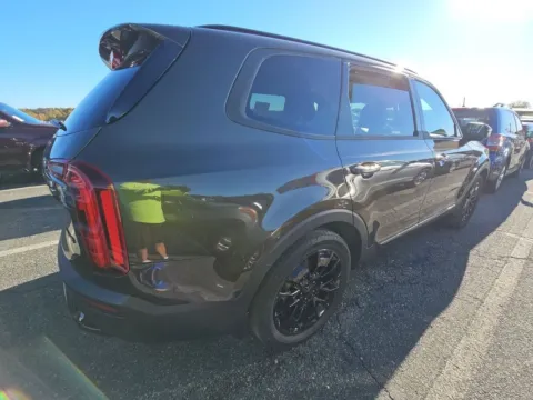 More photos of 2021 Kia Telluride EX at Indy Auto Man, IN