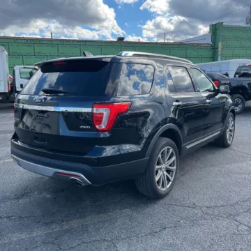 Another view of 2017 Ford Explorer Limited for sale in Indianapolis, IN at Indy Auto Man