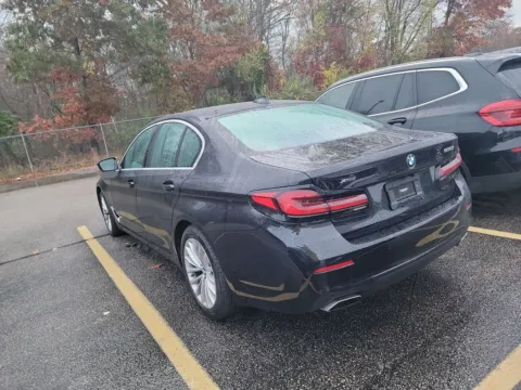 More photos of 2021 BMW 5 Series 530i xDrive at Indy Auto Man, IN
