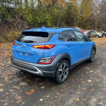 More photos of 2022 Hyundai Kona Limited at Indy Auto Man, IN