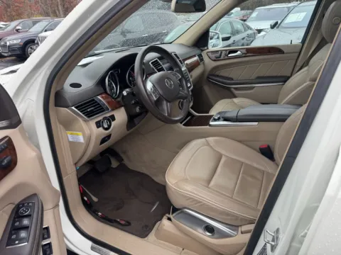 More photos of 2013 Mercedes-Benz GL-Class GL 450 4MATIC at Indy Auto Man, IN