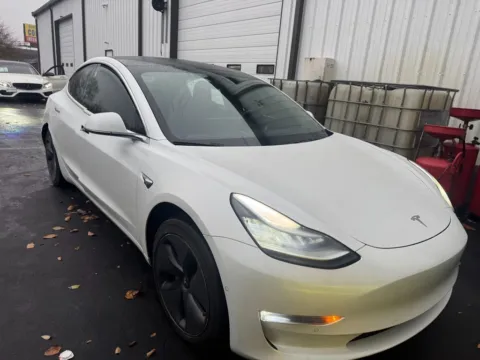 White 2019 Tesla Model 3 Standard Range Plus for sale in Indianapolis, IN