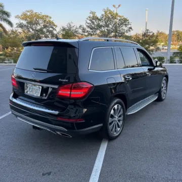 More photos of 2017 Mercedes-Benz GLS 450 4MATIC at Indy Auto Man - Indianapolis, IN