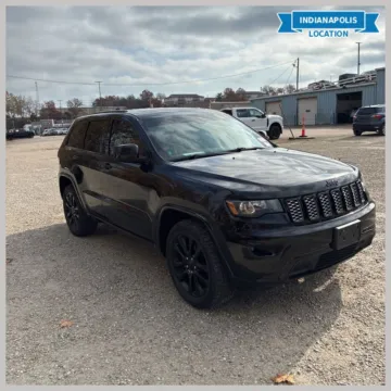 Black 2019 Jeep Grand Cherokee Altitude for sale in Indianapolis, IN