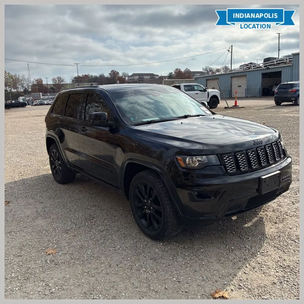 Black 2019 Jeep Grand Cherokee Altitude for sale in Indianapolis, IN
