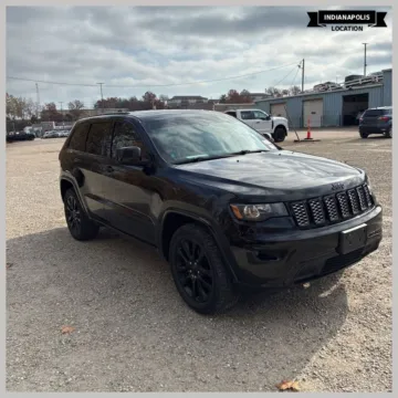 Black 2019 Jeep Grand Cherokee Altitude for sale in Indianapolis, IN