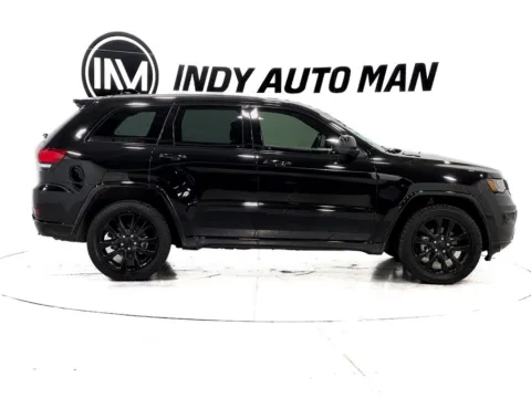 Another view of 2019 Jeep Grand Cherokee Altitude for sale in Indianapolis, IN at Indy Auto Man - Indianapolis