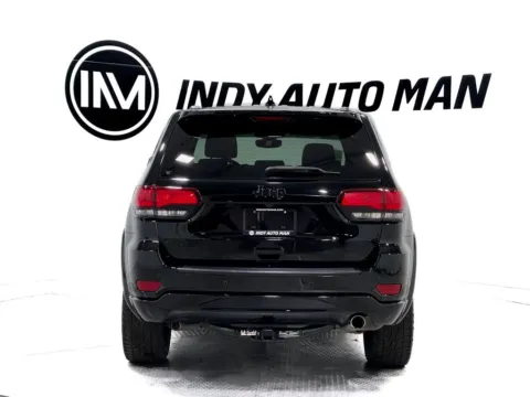 More photos of 2019 Jeep Grand Cherokee Altitude at Indy Auto Man - Indianapolis, IN