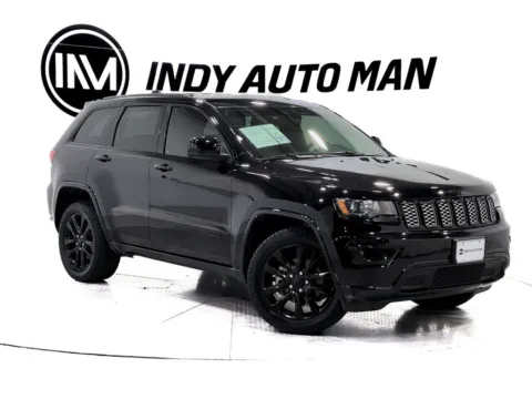 Photos of 2019 Jeep Grand Cherokee Altitude for sale in Indianapolis, IN at Indy Auto Man - Indianapolis