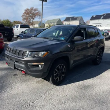 Photos of 2018 Jeep Compass Trailhawk for sale in Indianapolis, IN at Indy Auto Man