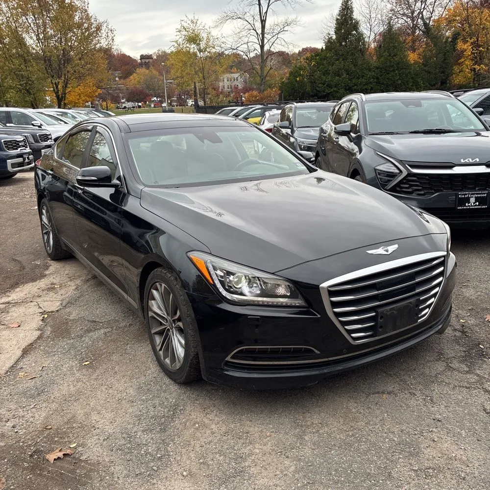 2015 Hyundai Genesis Base