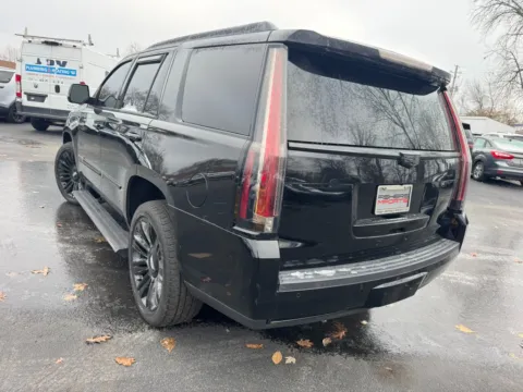 Another view of 2015 Cadillac Escalade Platinum Edition for sale in Indianapolis, IN at Indy Auto Man