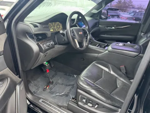 More photos of 2015 Cadillac Escalade Platinum Edition at Indy Auto Man, IN