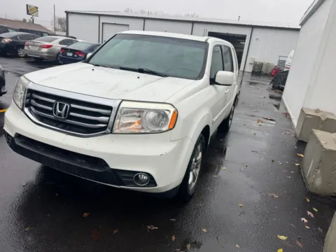 Another view of 2012 Honda Pilot EX-L for sale in Indianapolis, IN at Indy Auto Man - Indianapolis